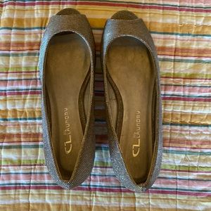 Chinese Laundry Metallic Wedges 7 NWOT